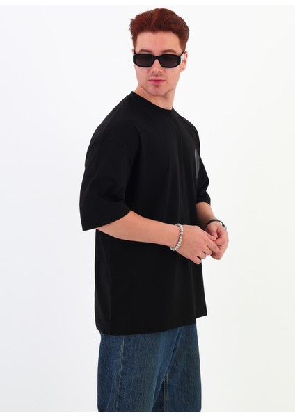 Mıghty Fall-Oversize Tişört | Sırt Baskılı – Minimal Göğüs Desenli Unisex Tshirt