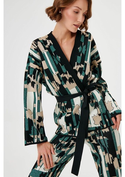 Yaprak Desenli Yeşil Triko Kimono Hırka