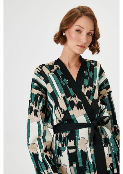 Yaprak Desenli Yeşil Triko Kimono Hırka