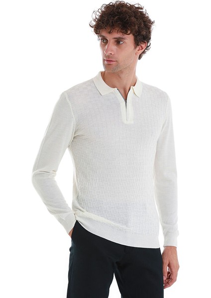 Ekru Regular Fit Jakarlı Polo Yaka Yünlü Triko Kazak