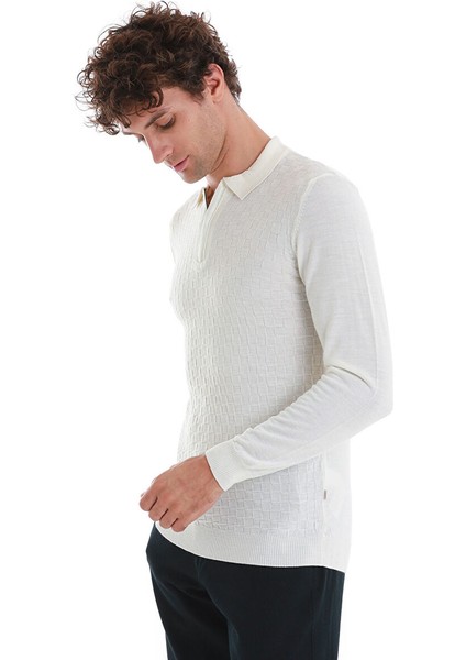 Ekru Regular Fit Jakarlı Polo Yaka Yünlü Triko Kazak