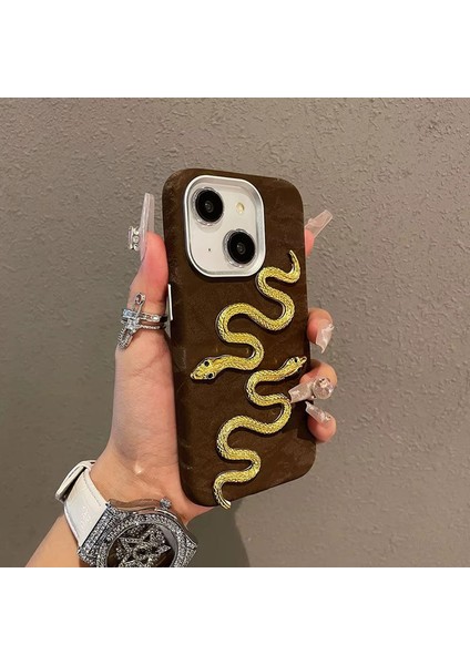 Apple iPhone 13 Uyumlu Kılıf Zebana Serpent Kadife Kumaş Kılıf Kahverengi
