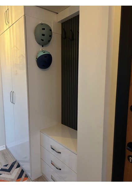 Bisiklet Kask Askısı Duvar Tipi – 3D Baskı - Pla - Düzenleyici Aparat - Duvar Askılık Vida Dahil Beyaz