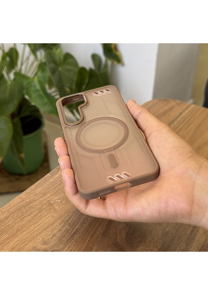 Samsung Galaxy S25 Uyumlu Kılıf Zebana Vault Silikon Kılıf (Kablosuz Şarj Destekli) Desert Titanyum modelleri