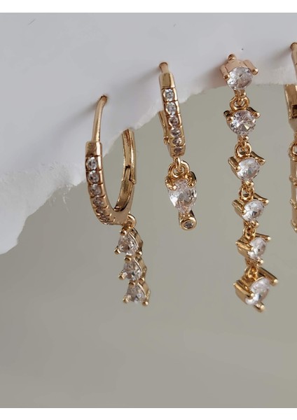 6'lı Yuvarlak Damla Baget Model Çelik Küpe Seti fırsatları