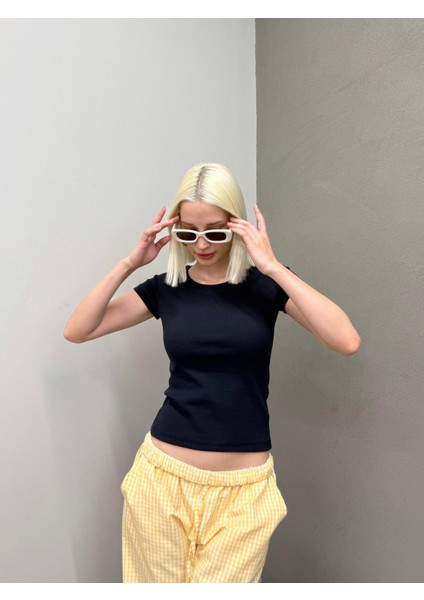 Lacivert Geniş Yaka Fittili Basic Kadın T-Shirt MG2293