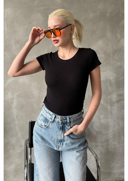 Siyah Geniş Yaka Fittili Basic Kadın T-Shirt MG2293 indirimleri