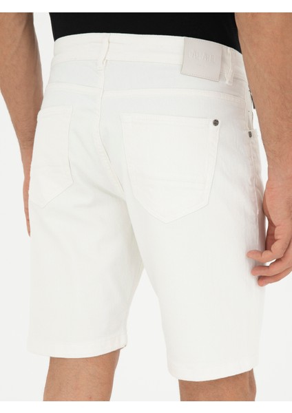 Erkek Beyaz Slim Fit Pamuk Karışımlı Jean Şort 50285368-VR013