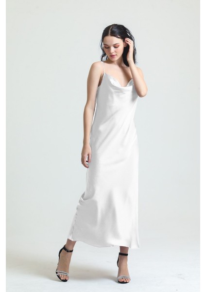 9790 Kadın Ekru Degaje Yaka Krep Saten Uzun Gecelik