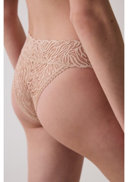 Lacy Elegance Bej Brazilian Külot