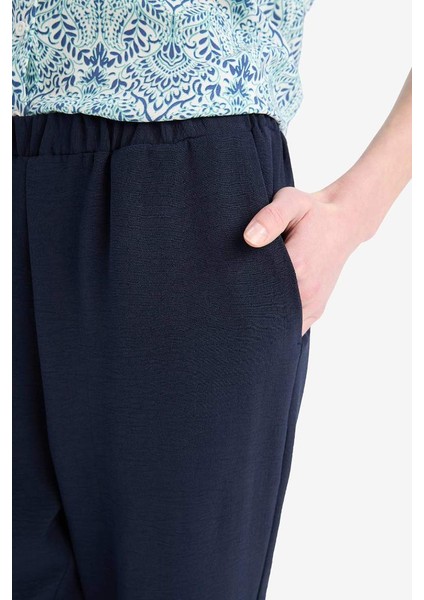 Yeni Sezon Straight Fit Aerobin Pantolon indirimleri
