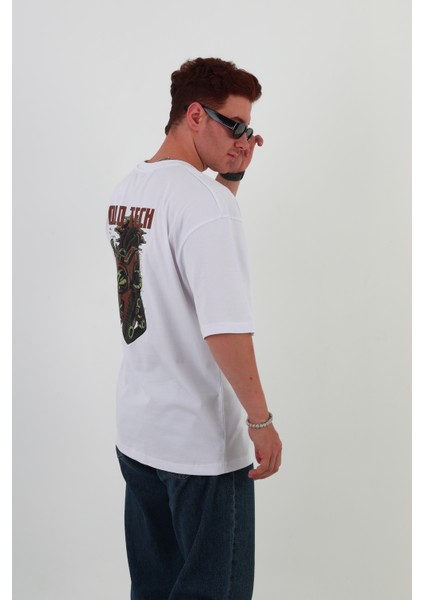 Old Tech-Oversize Tişört | Sırt Baskılı – Minimal Göğüs Desenli Unisex Tshirt