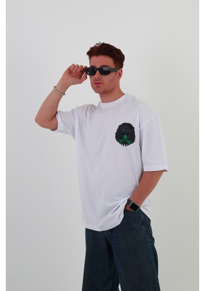 Mıghty Fall-Oversize Tişört | Sırt Baskılı – Minimal Göğüs Desenli Unisex Tshirt