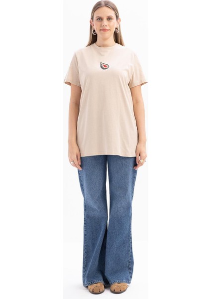 Bej-Kısa Kollu Nakış Detaylı Süprem Tshirt