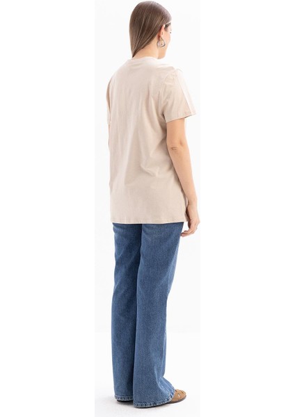 Bej-Kısa Kollu Nakış Detaylı Süprem Tshirt