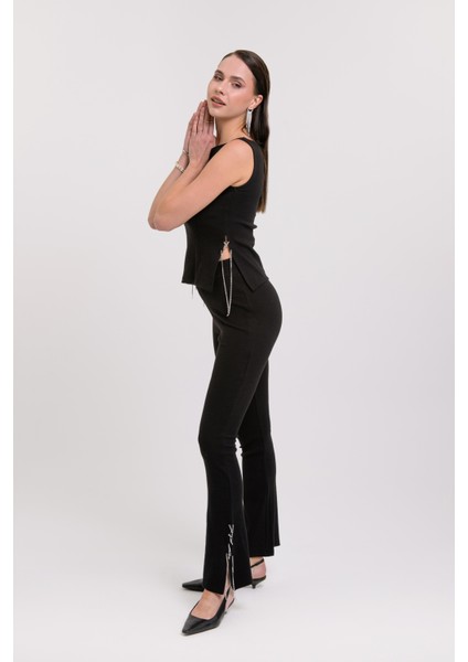 Kadın Siyah Gümüş Taşlı Zincir Detaylı Yırtmaçlı Örme Pantalon