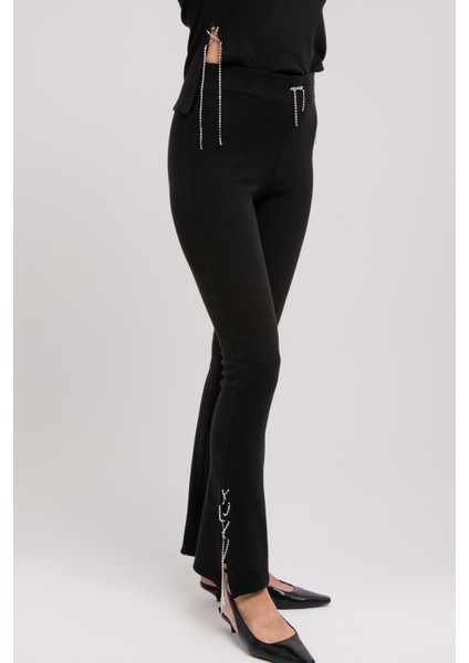 Kadın Siyah Gümüş Taşlı Zincir Detaylı Yırtmaçlı Örme Pantalon modelleri