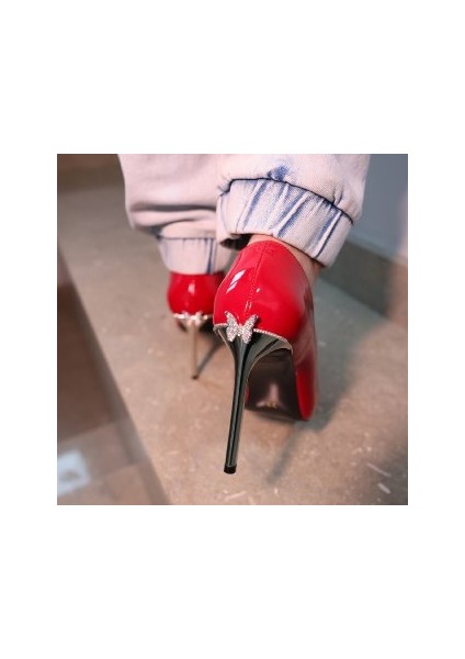 Kırmızı Rugan Stiletto