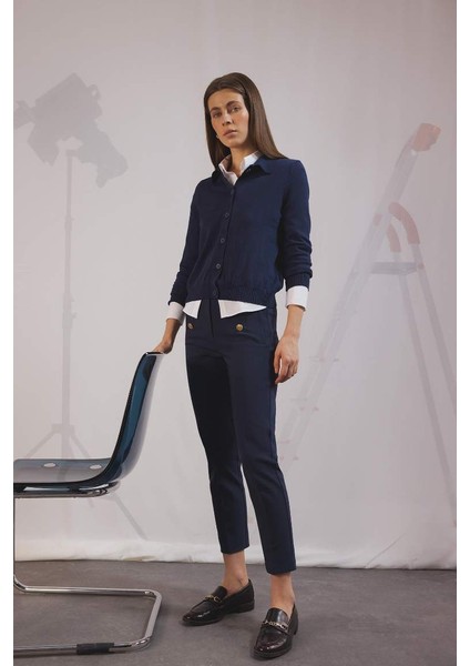 Yeni Sezon Skinny Fit Yüksek Bel Cepli Düğmeli Düz Paça Kumaş Pantolon modelleri