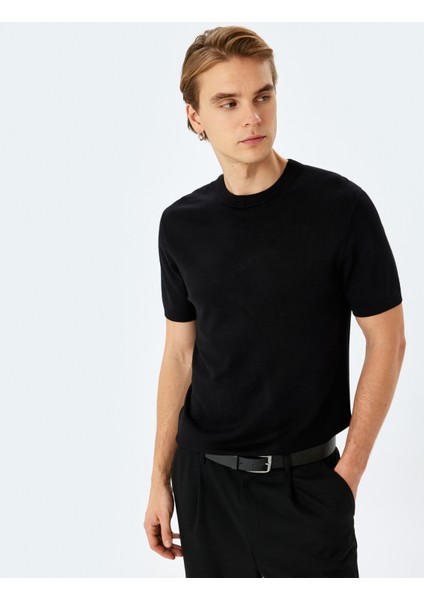 Yeni Sezon Regular Fit Bisiklet Yaka Viskon Basic Kısa Kollu Triko Tişört