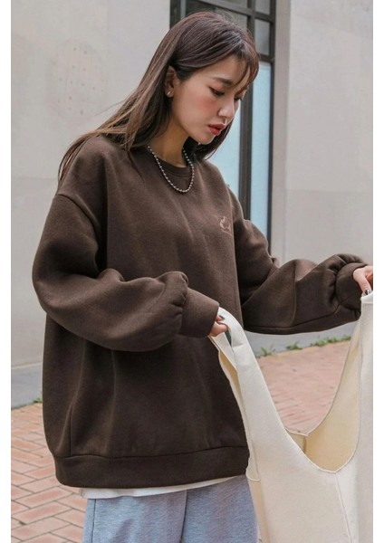 Kadın Kahverengi Arid Mountain Baskılı 0 Sıfır Yaka Oversize Salaş Bol Kesim Polar Sweatshirt modelleri