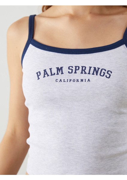 Yeni Sezon U Yaka California Baskili Kadin Crop - S5LT69Z8 modelleri