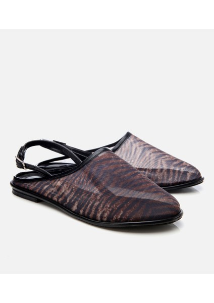 01AYY307300A137 KADIN Siyah Zebra Desenli Düz Sandalet