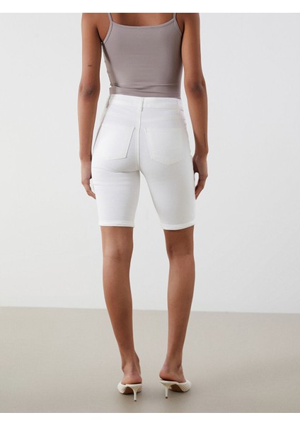 Yeni Sezon Bermuda Fit Kadin Jean Sort - S5DN11Z8