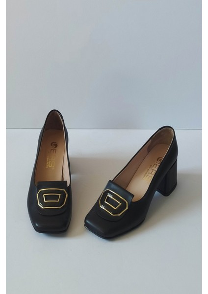 Kadın Siyah Hakiki Deri Klasik Topuklu Ayakkabı Küt Burun Toka Detaylı modelleri