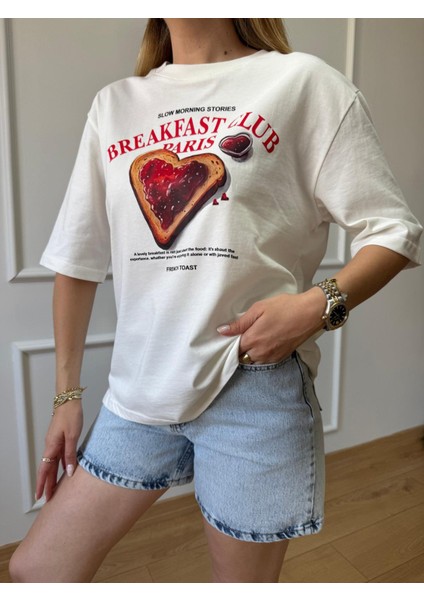 Ekru Kalp Detaylı Tshirt
