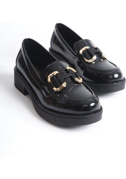 Caro Premium Rugan Siyah Gold Tokalı Kadın Loafer