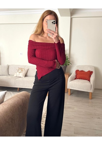 Madonna Yaka Kabartmalı Asimetrik Kesim Bordo Bluz modelleri