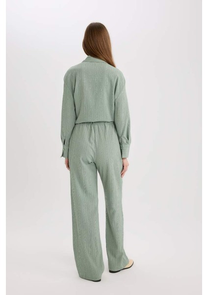 Yeni Sezon Wide Leg Cep Detaylı Standart Paça Krinkıl Kumaş Pantolon indirimleri