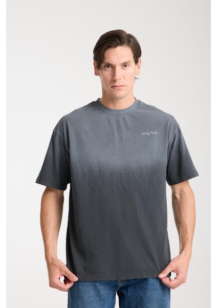 Erkek Bisiklet Yaka Pamuk Moon Baskılı T-Shirt - Modern ve Şık Spor Tarzı, Yazlık