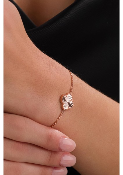 Gümüş Rose Kaplama Yoncalı Yonca Çiçek Lazer Işlemeli Taşsız Bileklik modelleri