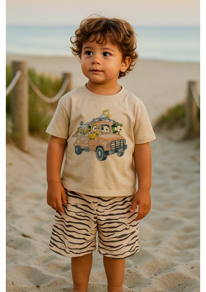 Erkek Çocuk 3-8 Yaş Arabalı Şortlu Takım