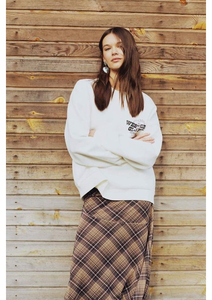 Yeni Sezon Oversize Geniş Kalıp Bisiklet Yaka Sırt Baskılı Kalın Kumaş Sweatshirt