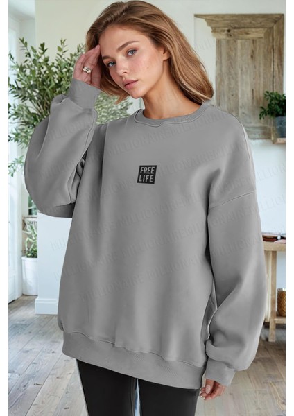 Kadın Koyu Gri Free Life Baskılı 0 Sıfır Yaka Oversize Salaş Bol Kesim Polar Sweatshirt fiyatları
