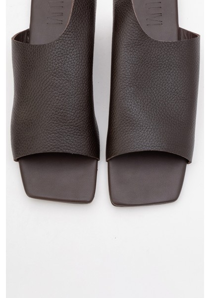 Lucky Kahverengi Hakiki Deri Kadın Terlik fiyatları