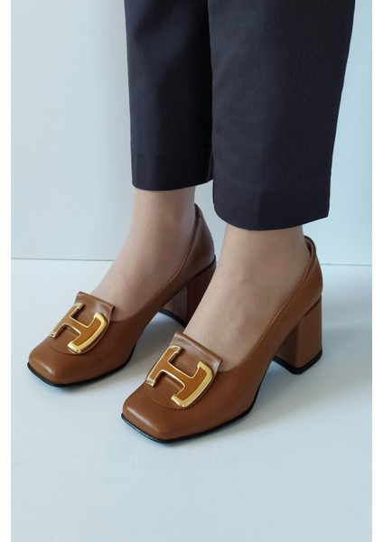 Kadın Taba Hakiki Deri Klasik Topuklu Ayakkabı Küt Burun Toka Detaylı fiyatları