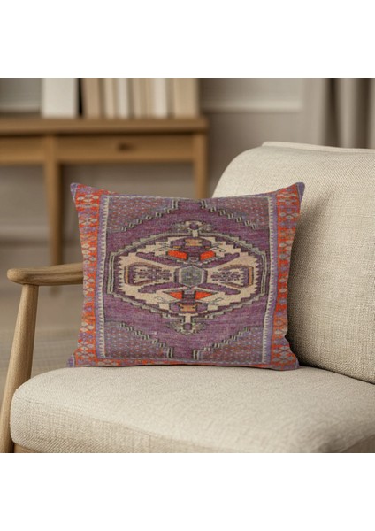 Geleneksel Motifli Modern Kırlent Kılıfı Kare