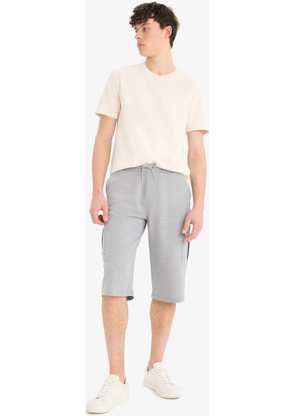 Yeni Sezon Slim Fit Dar Kesim Kargo Cepli Basic Düz Kapri Şort modelleri