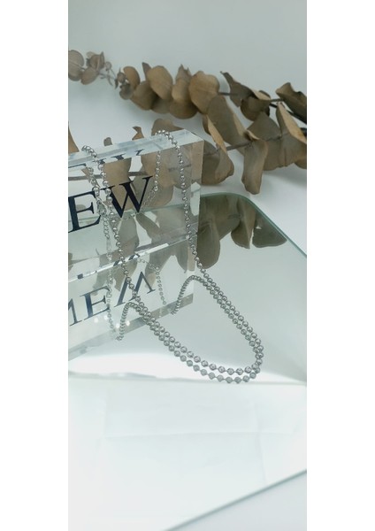 Gümüş Renk Dorika Kolye