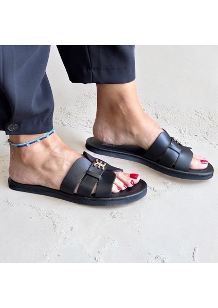 Siyah Hakiki Deri Gold Aksesuarlı Kadın Günlük Rahat ve Şık Terlik fiyatları