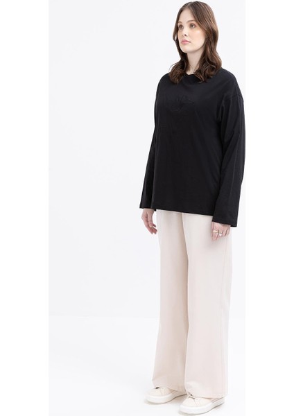 Siyah-Çiçek Nakışlı Uzun Kollu Büyük Beden T-Shirt fiyatları