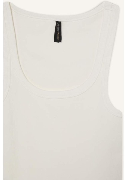 Yeni Sezon Slim Fit Dar Kesim Basic Düz Yuvarlak Yaka Fitilli Kaşkorse Atlet fiyatları