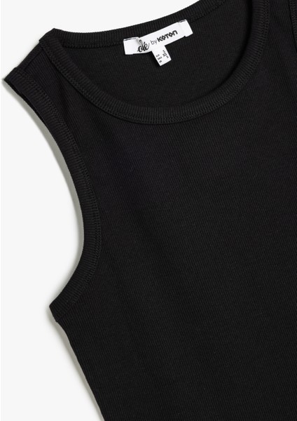 Yeni Sezon Bisiklet Yaka Kolsuz Slim Fit Basic Kadın Atlet indirimleri