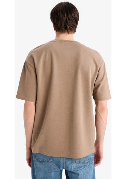Yeni Sezon Oversize Geniş Kalıp Ütü Gerektirmeyen Bisiklet Yaka Kısa Kollu Basic Düz Ağır Kumaş Tişört fırsatları