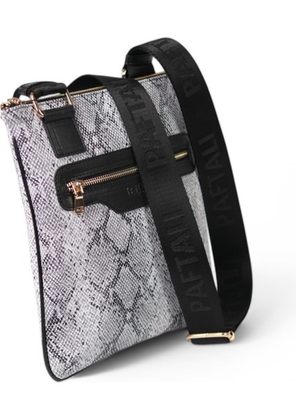 Unisex Mini Postacı Çanta – Suni Deri, Çapraz Askılı, Fermuarlı, 17X15X4 cm modelleri