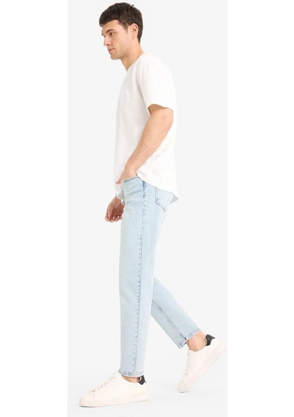 Yeni Sezon Slim Tapered Fit Dar Kalıp Normal Bel Daralan Paça Jean Pantolon modelleri